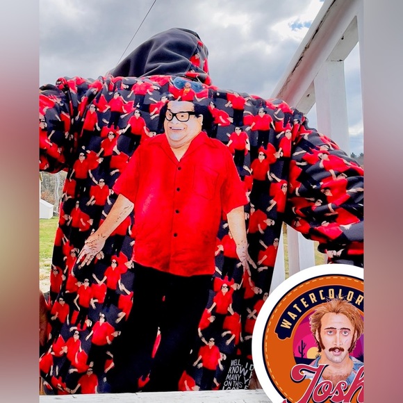 Danny DeVito Red & Black Lumberjack Zipper Hoodie - Frank Reynolds Always Sunny - Picture 3 of 11